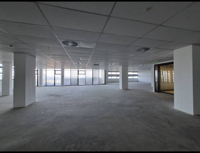 1,141M² OFFICE TO LET IN ILLOVO